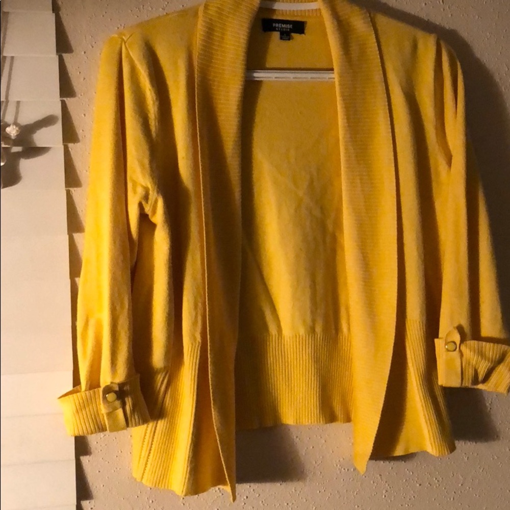 Sweater Jacket 🧥 Yellow Mustered Color - Picture 4 of 5